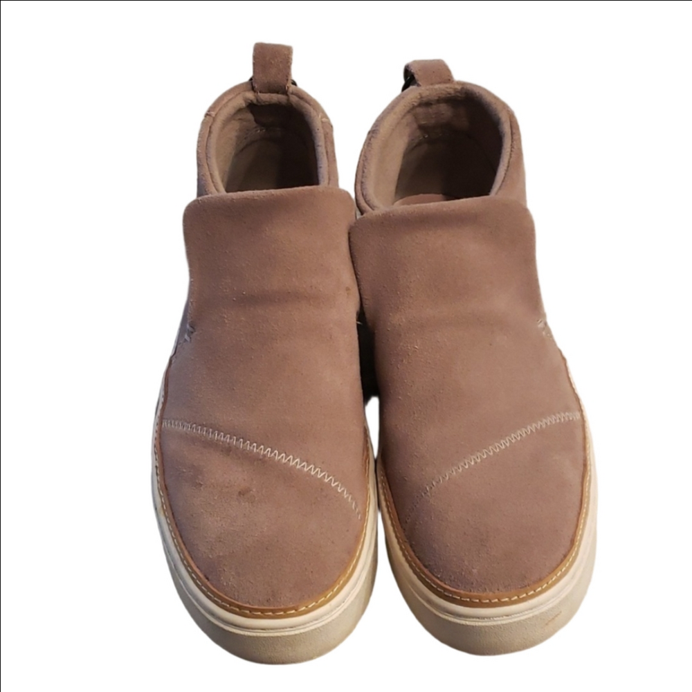 Toms Paxton in tan suede
